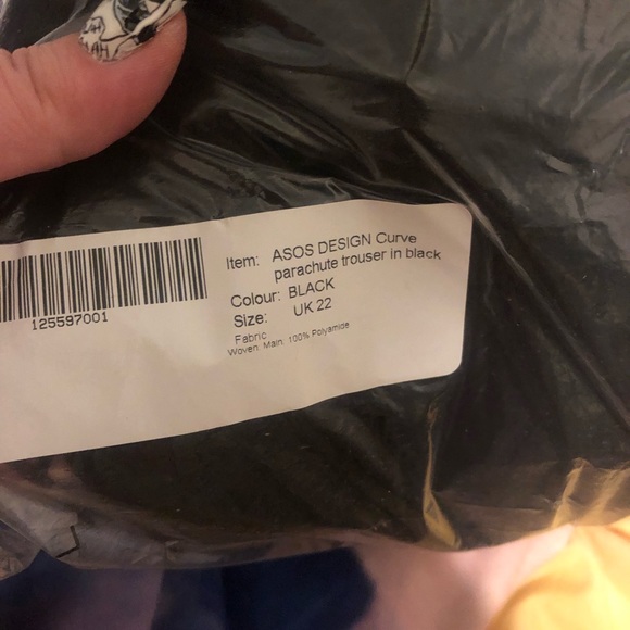 Asos curve black parachute cargo utility pants - Picture 3 of 3
